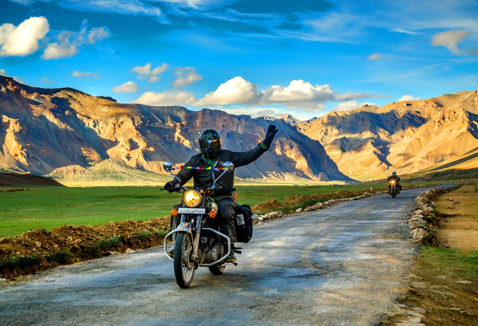 Ladakh Trip (10 people)